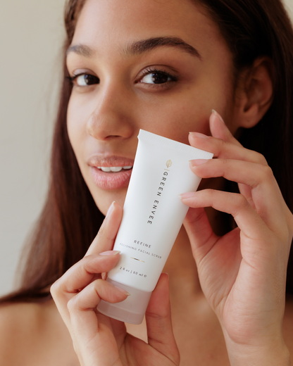 Refine Polishing Facial Scrub